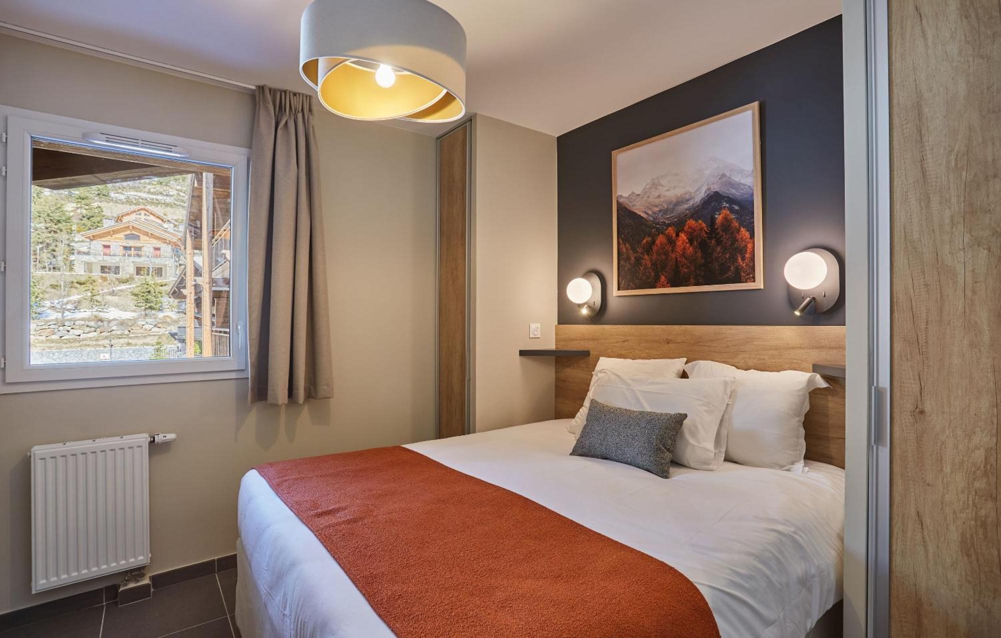 Residence Prestige Odalys Le Mont D'Auron Exteriör bild