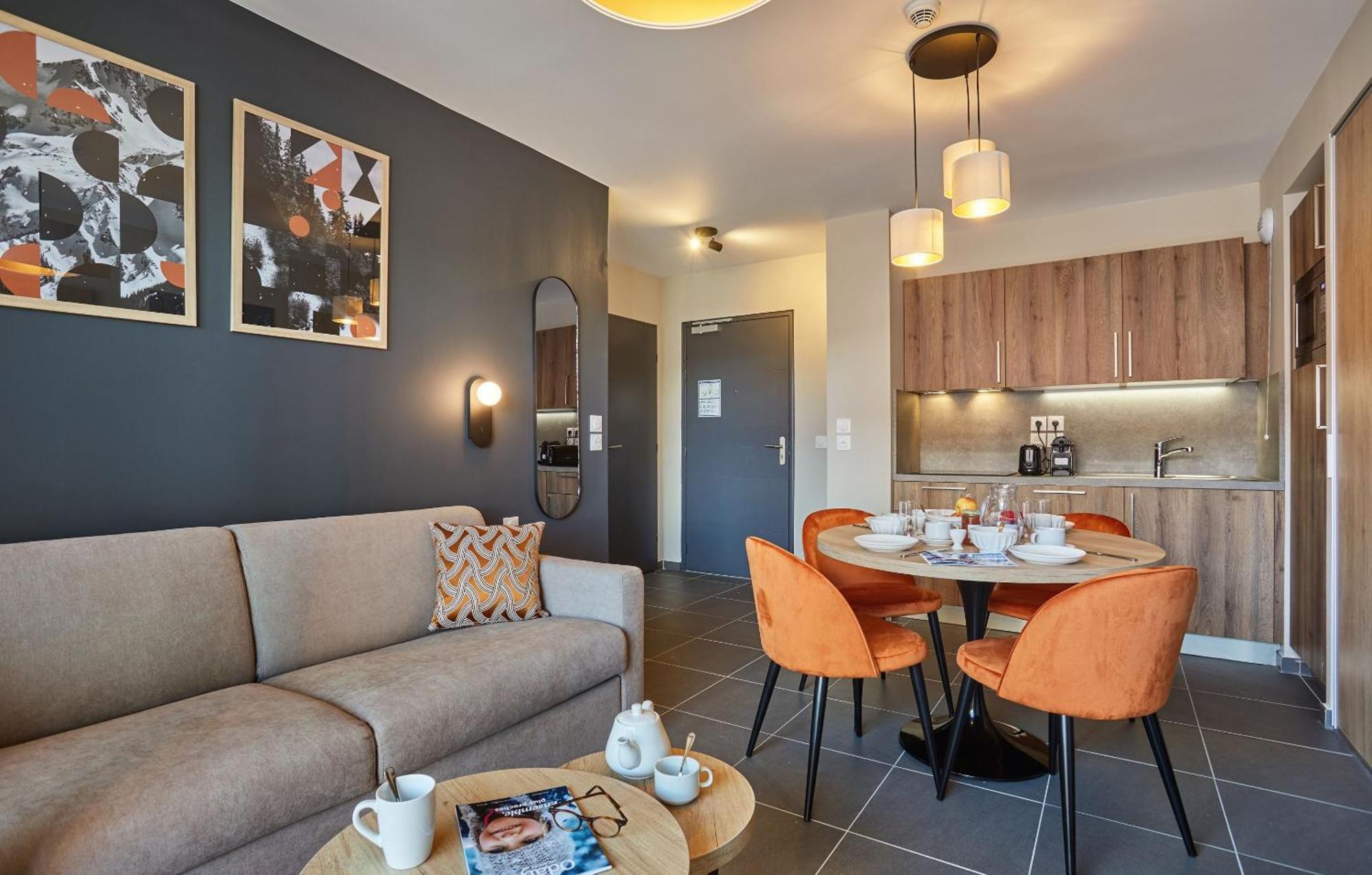 Residence Prestige Odalys Le Mont D'Auron Exteriör bild